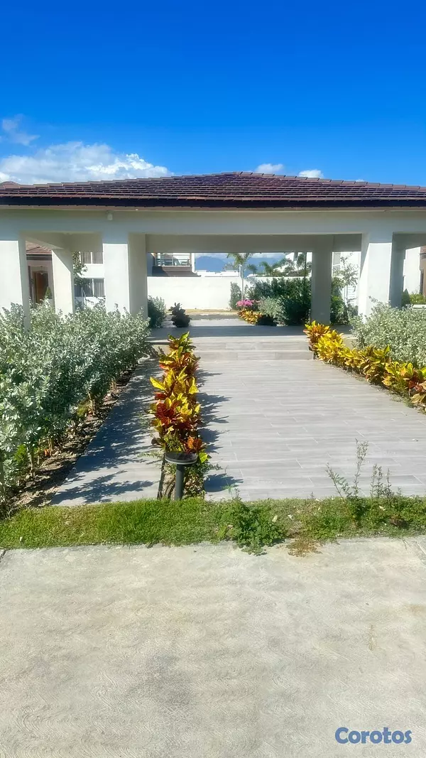 apartamentos - Casas de Lujo en Baní Listas para Entrega | Residencial y Seguridad 24'7 7