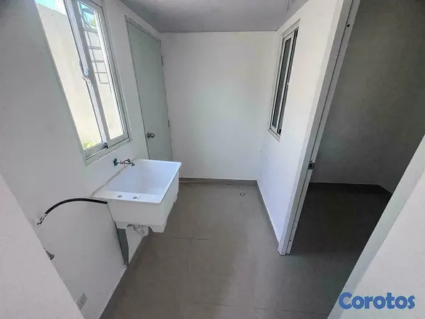 casas - Las Palmas de Alma Rosa 
Apartamento en 1er Nivel  8