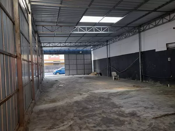 otros inmuebles - SIN INTERMEDIARIOS RENTO NAVE INDUSTRIAL DE 450 METROS ZONA //* escribenos 4