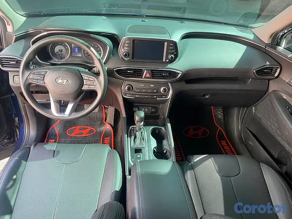 jeepetas y camionetas - Hyundai Santa FE SE 2020 5
