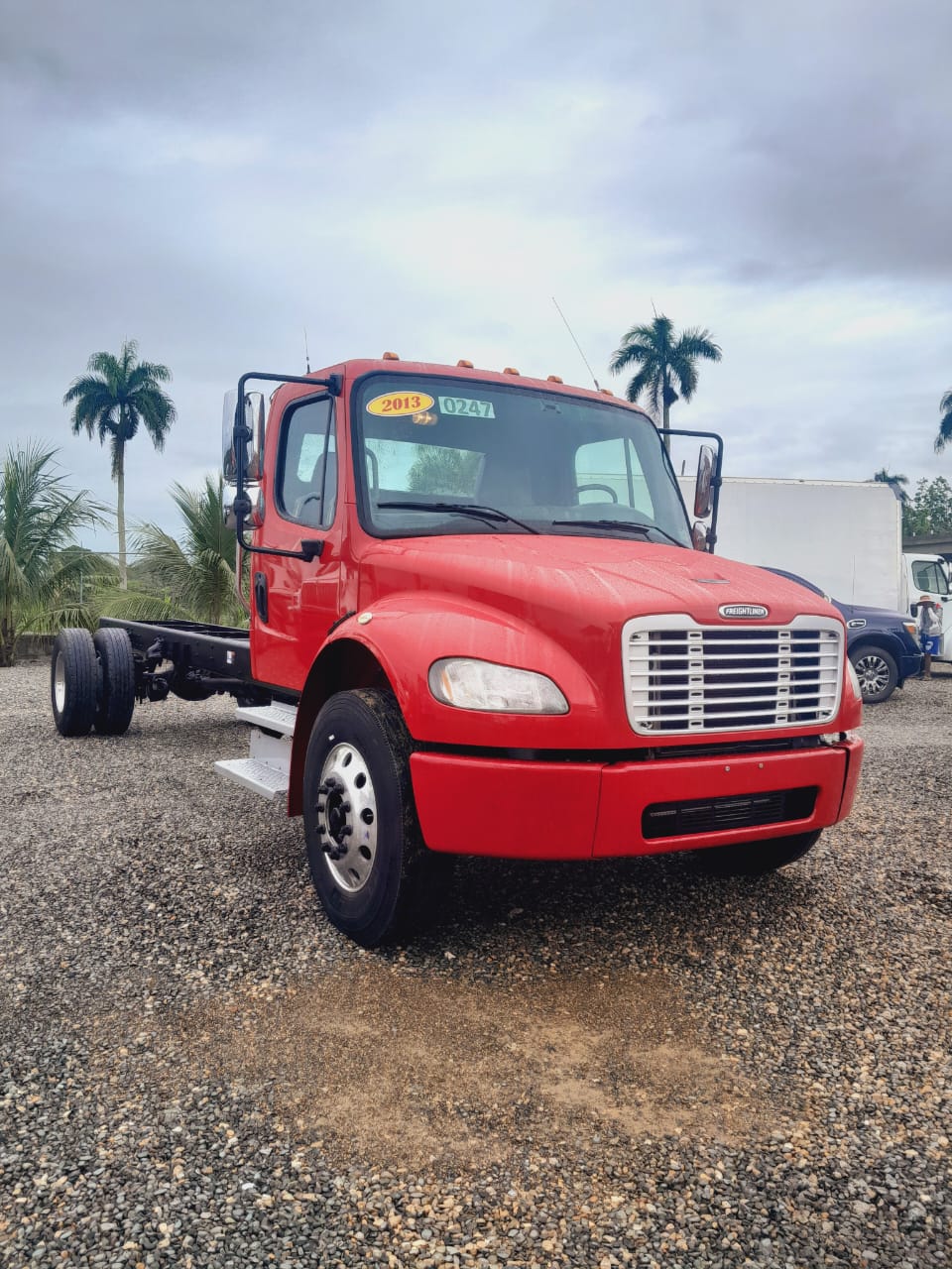 camiones y vehiculos pesados - FREIGHTLINER  AÑO 2013 0