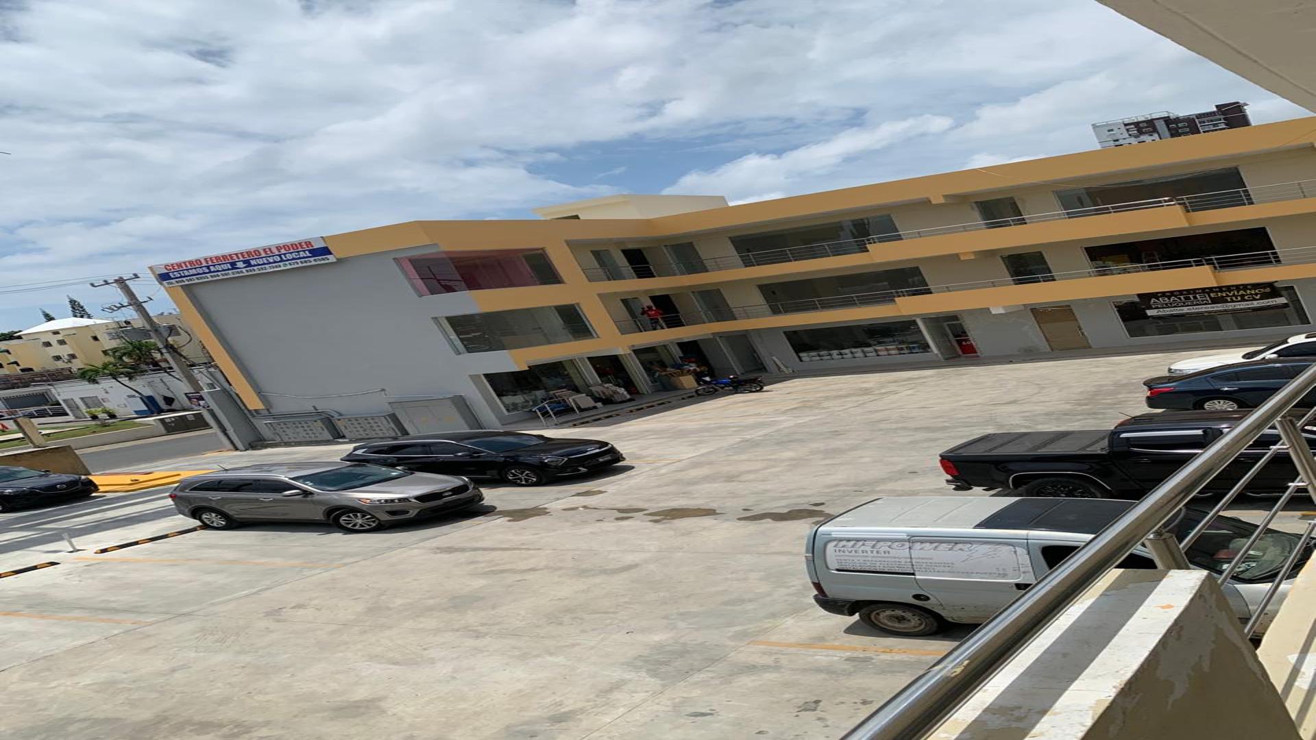 oficinas y locales comerciales - LOCALES COMERCIALES EN LA MISMA AVENIDA 4