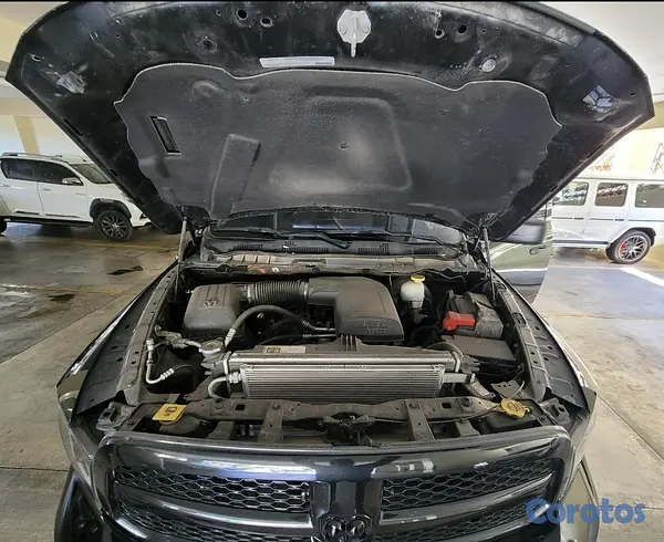 jeepetas y camionetas - Dodge 1500 Ram ST,  2018 Black Express, 4x4 5