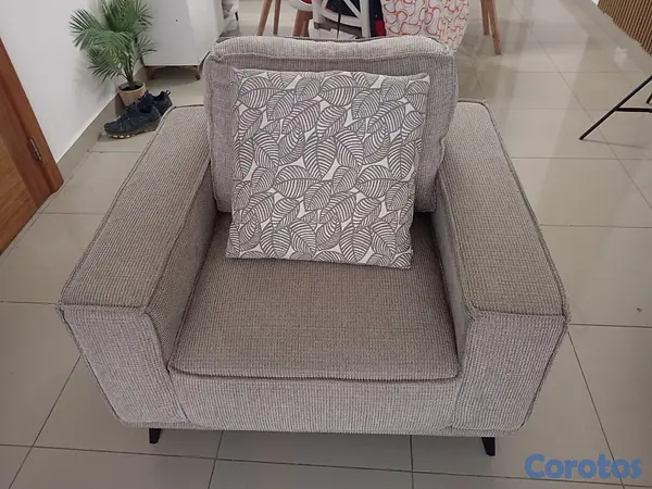 muebles y colchones - Vendo 3 sillones recién comprados por mudanza solo 2
