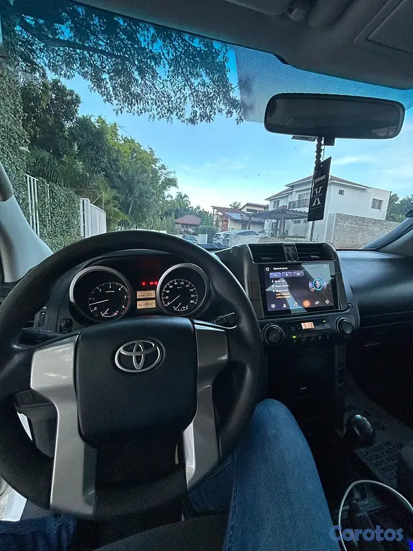 jeepetas y camionetas - Toyota Prado VX 2012 7