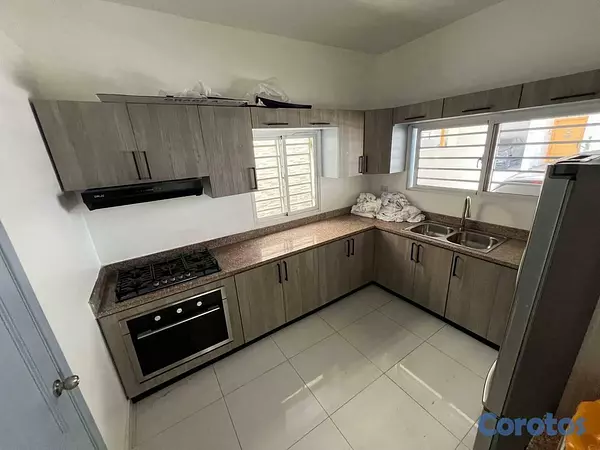 casas - Casa de 2 niveles en venta - Altos de Arroyo Hondo III 10
