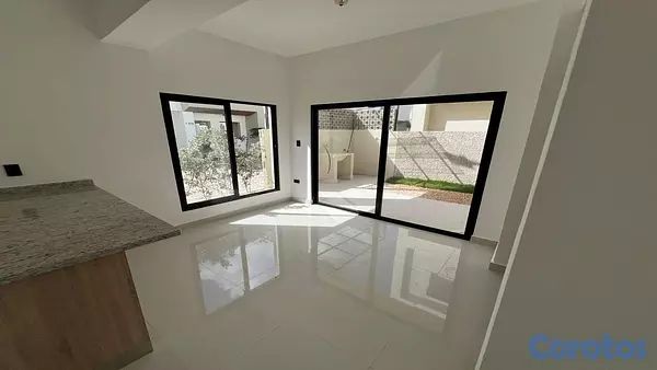 casas vacacionales y villas - Villa de 2 niveles a estrenar en Venta en Bávaro, Punta Cana 8