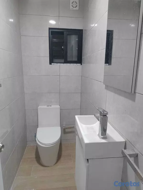 oficinas y locales comerciales - EDIFICIO COMERCIAL DE 2 NIVELES / 740 M2 MAS AZOTE 7