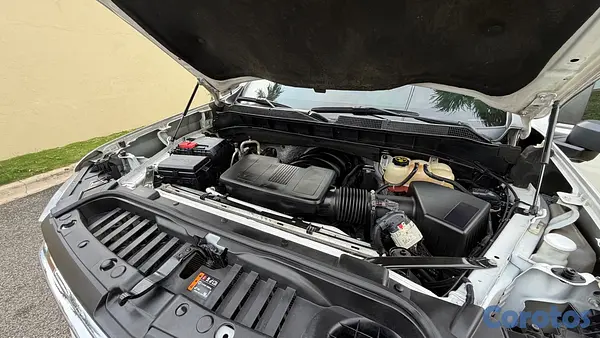 jeepetas y camionetas - Chevrolet Silverado High Country Gasolina 2020 4x4 11