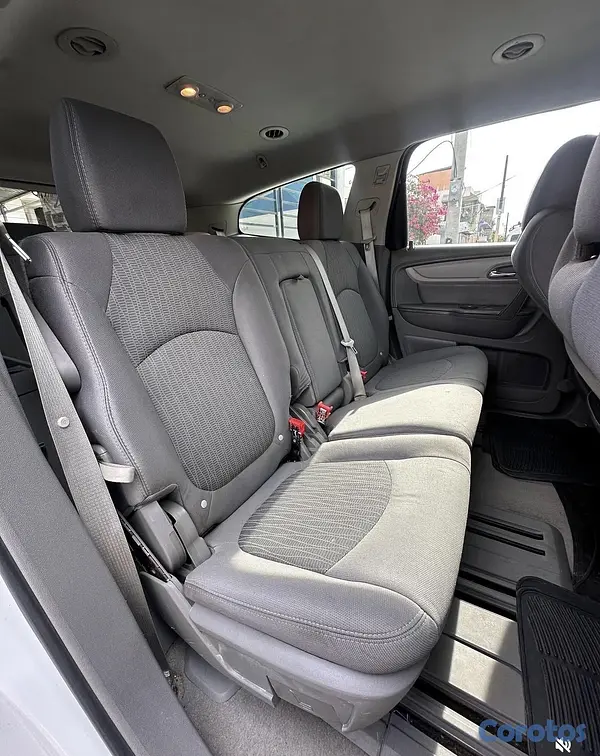 jeepetas y camionetas - Chevrolet Traverse LS 2016 7
