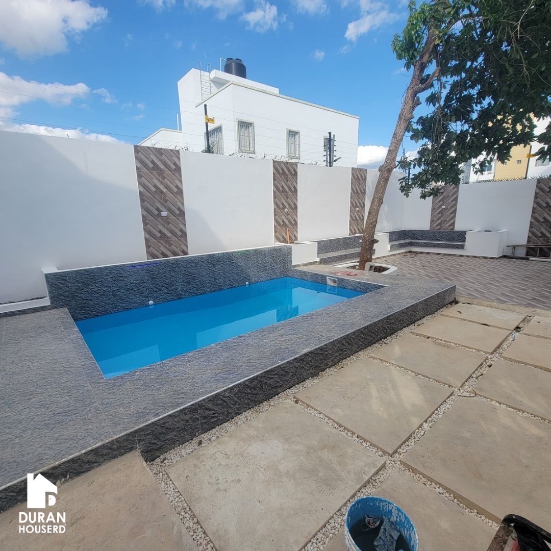 casas - venta de casa con piscina y 4 habitaciones en la autopista de san Isidro  3