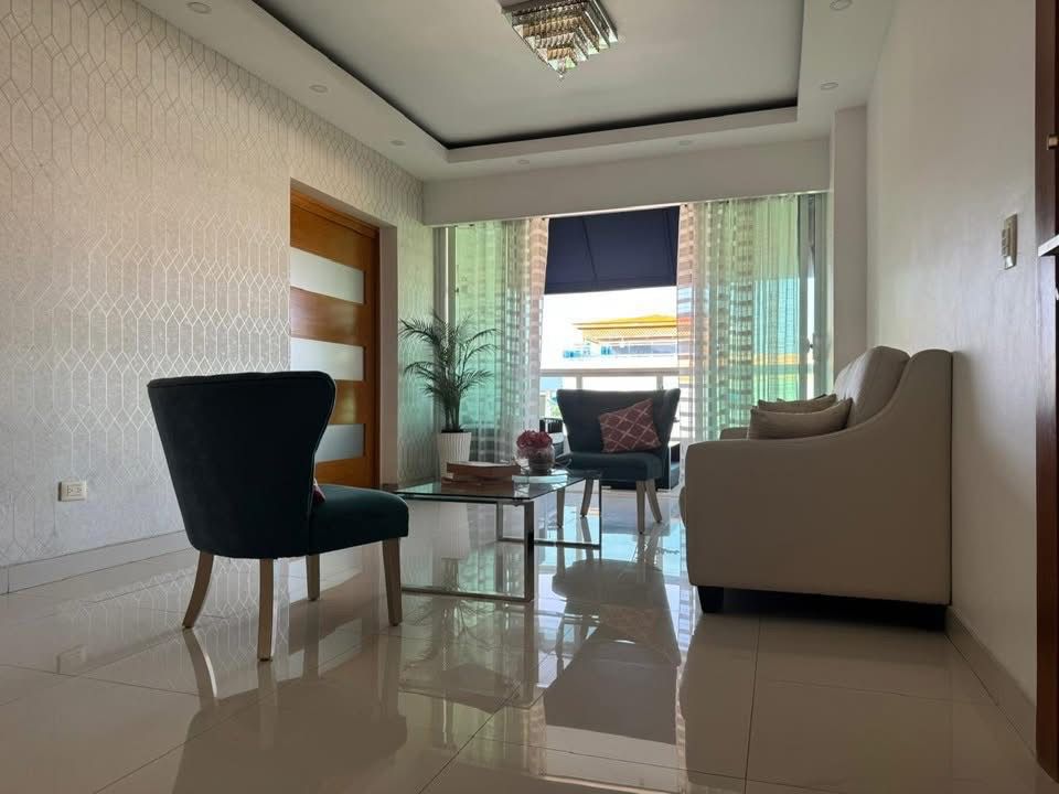 apartamentos - Vendo ah independencia Cacique piso 4 con terraza  0
