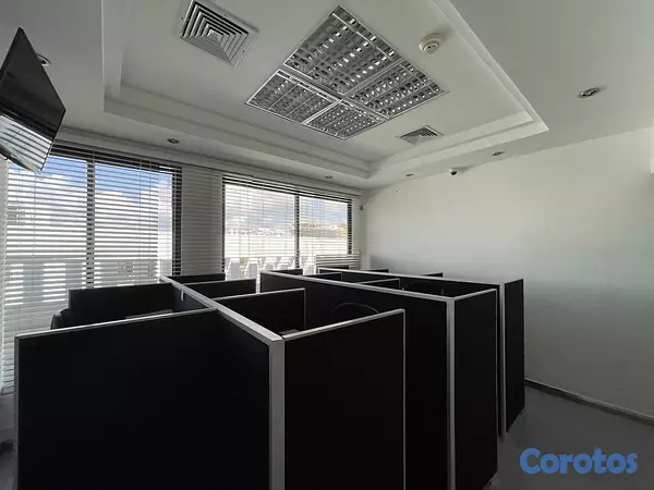oficinas y locales comerciales - Edificio en Naco con 23 parqueos entrega en 45 dia 2