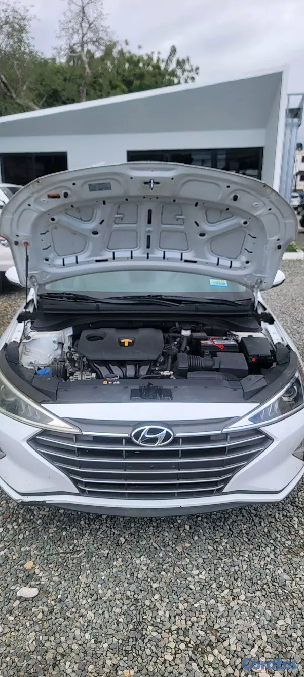 carros - HYUNDAI ELANTRA 2020 4
