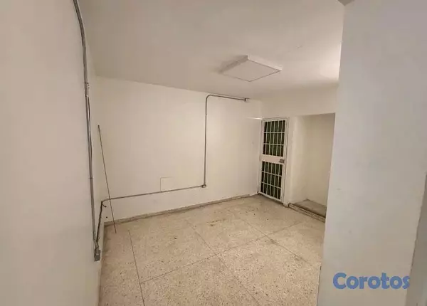 oficinas y locales comerciales - se alquila casa comercial  9