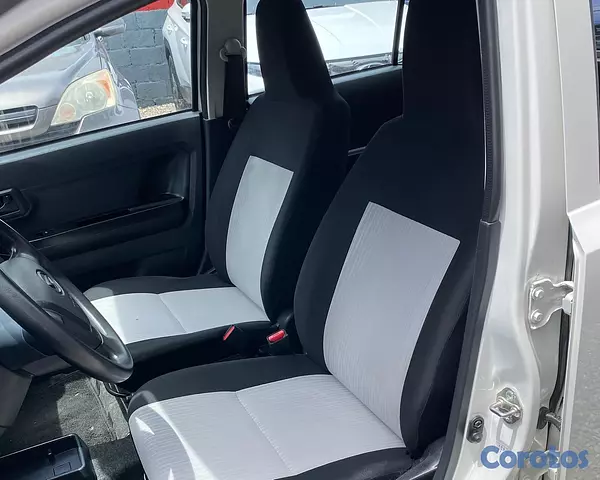 carros - Daihatsu Mira 2019 8