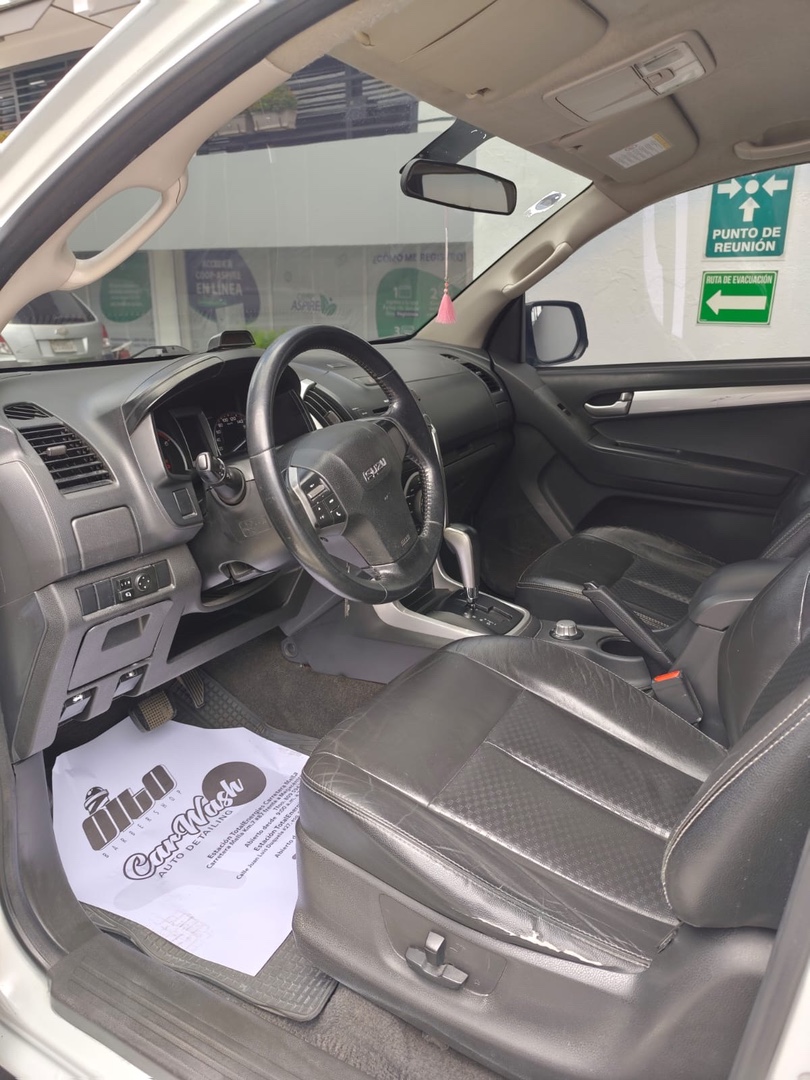 jeepetas y camionetas - Isuzu D-Max LS 3.0 9