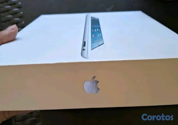 celulares y tabletas - 2 Ipad color silver usadas como nuevas, 1 cargador, 1 tiene su cover como nuevo. 3