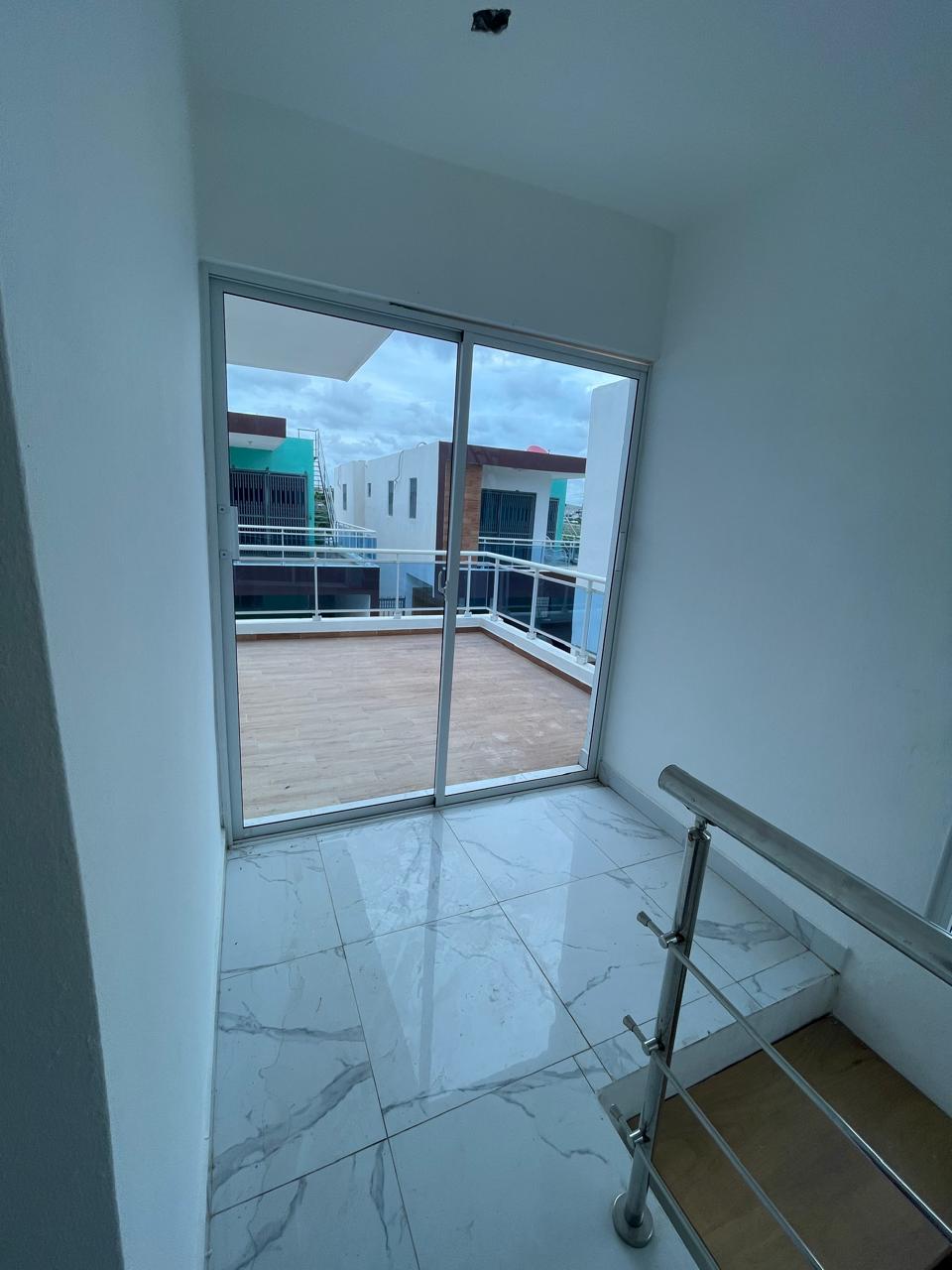 apartamentos - CASAS DE 2 NIVELES COMPLEJO CERRADO 1426 6