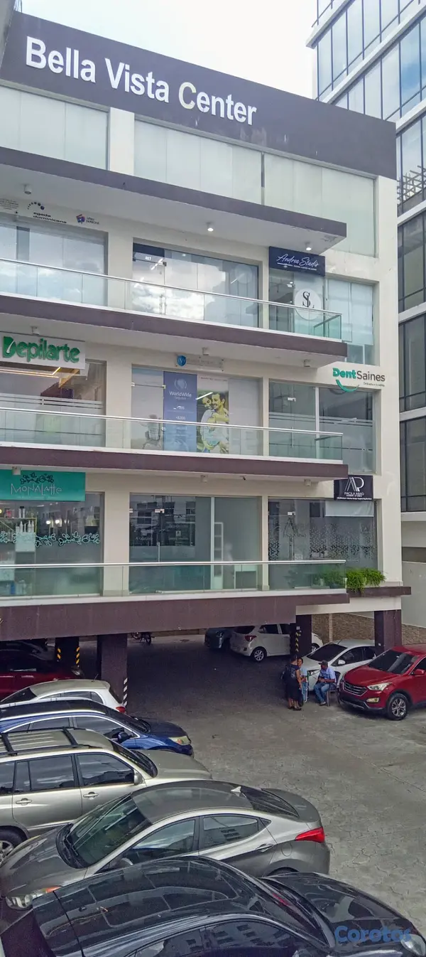 oficinas y locales comerciales - Alquiler Local Comercial Bella Vista Center. 14