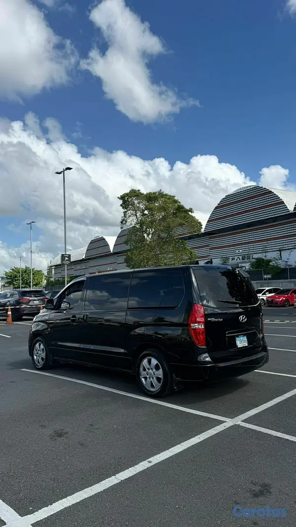 otros vehiculos - Hyundai Grand Starex 2019 VGT Diesel 12