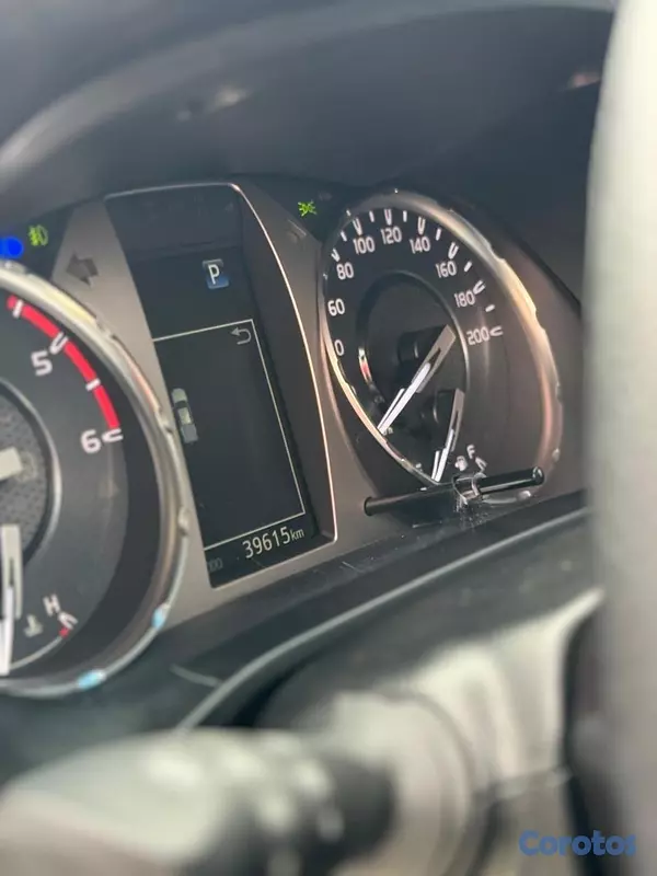 jeepetas y camionetas - Toyota hilux 2025 6
