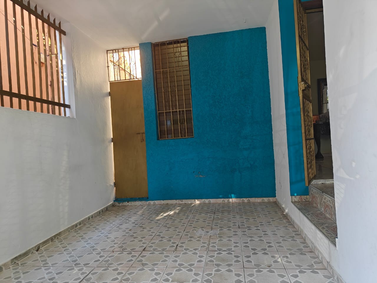 casas - Vendo casa en el Sector El Galá

2 Niveles con excelente distribución perfecta p 8