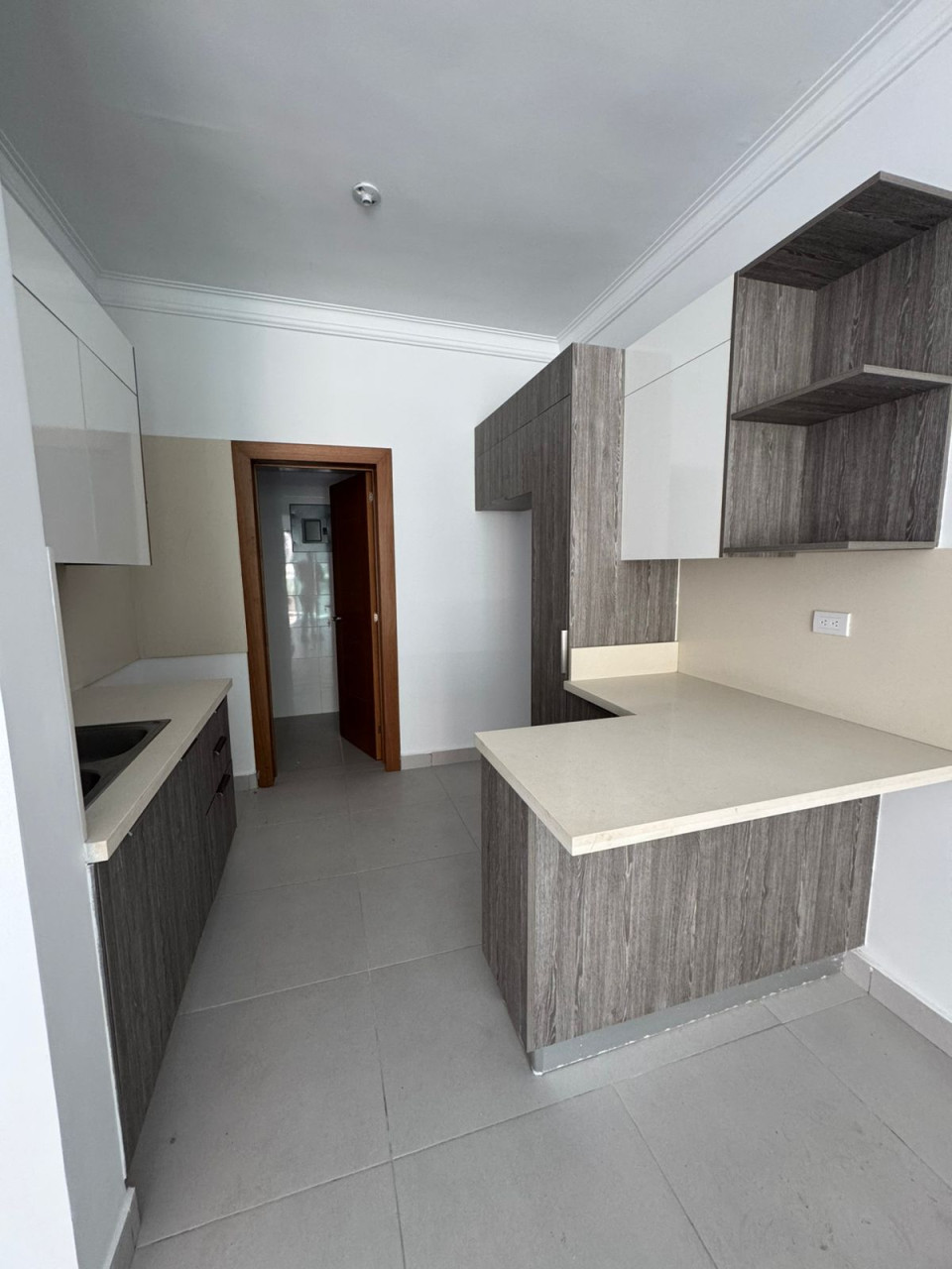 apartamentos - Se alquila hermoso Apartamento en Bella Vista 1