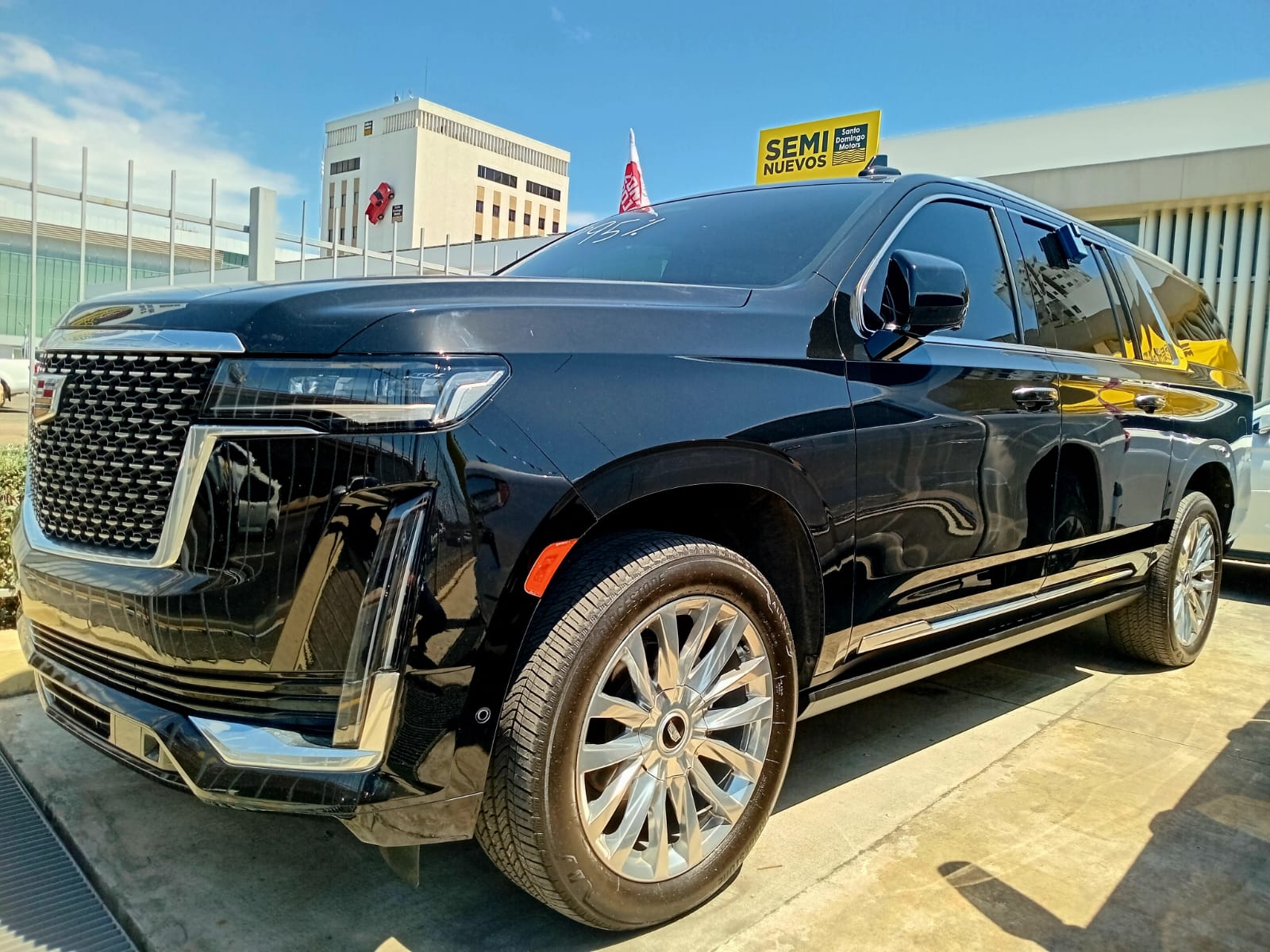 jeepetas y camionetas - Cadillac Escalade Premium Luxury Long 2023 1