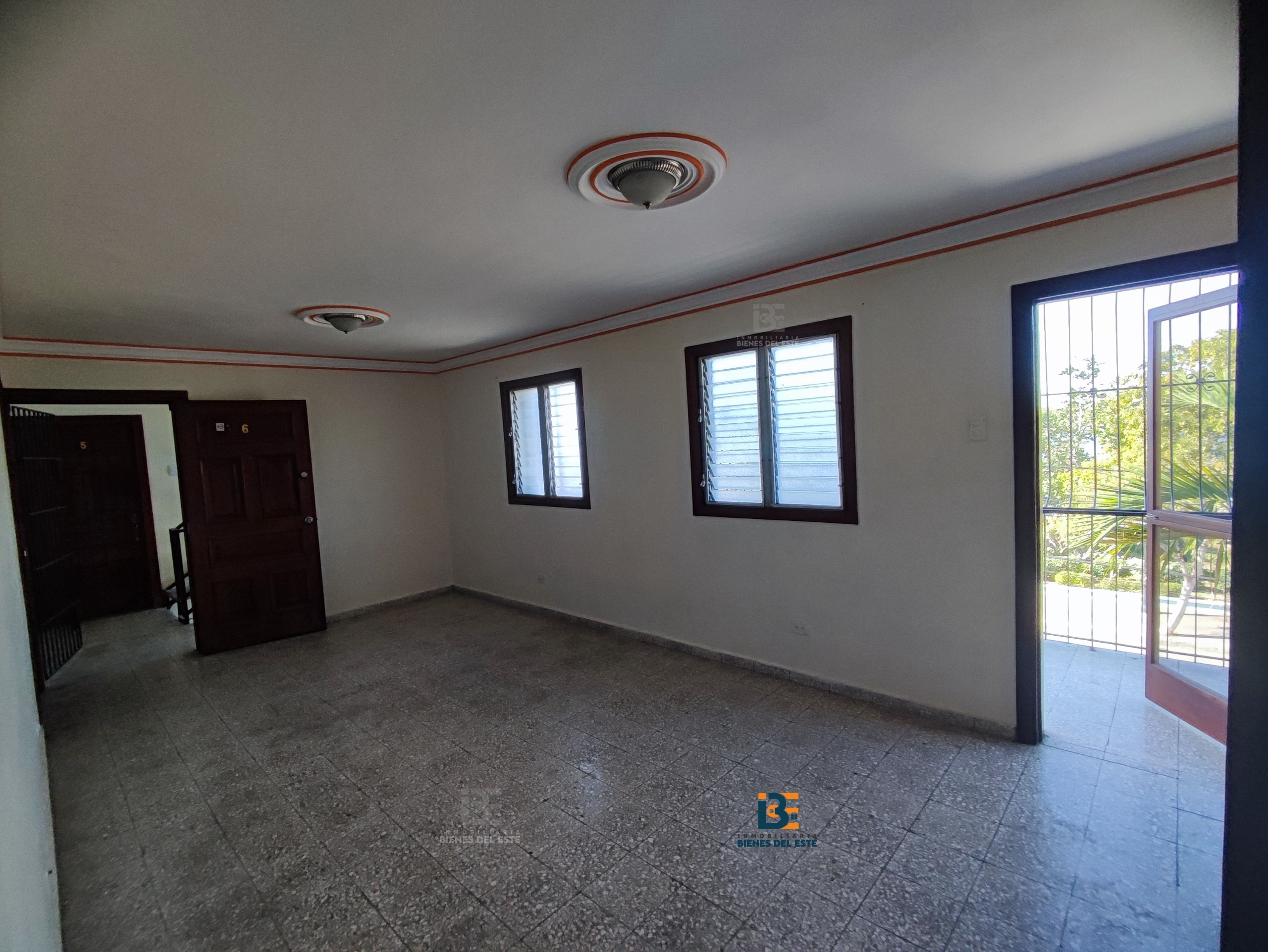 apartamentos - Alquila Apartamento de Tres habitaciones en Altos  3