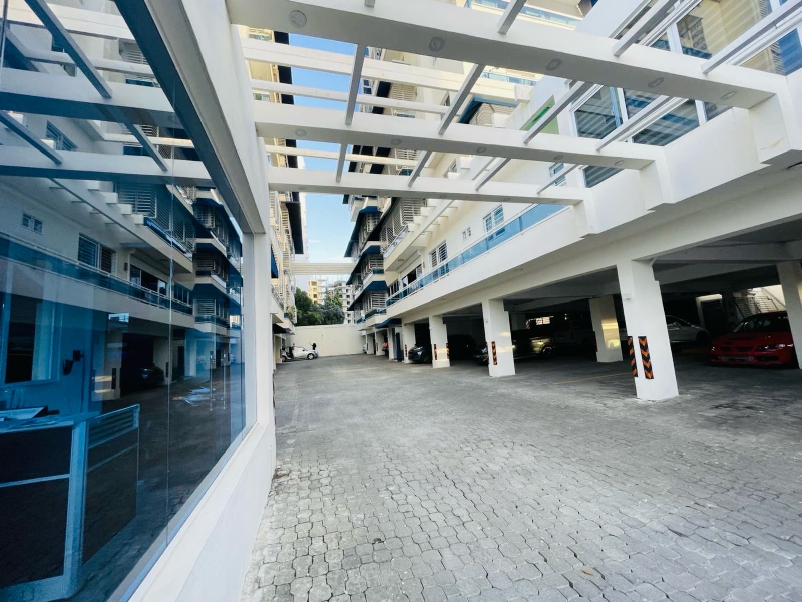 apartamentos - venta de apartamento 5to nivel en Alma rosa 1 con 166mts Santo Domingo este  3