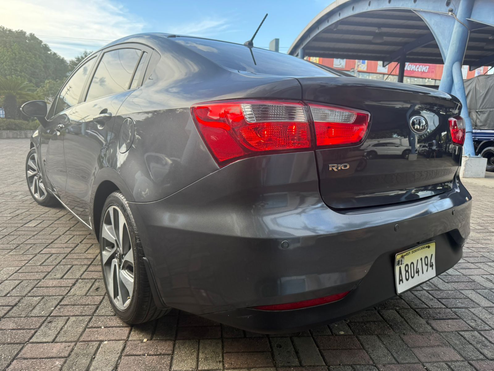 carros - kia río 2017 5