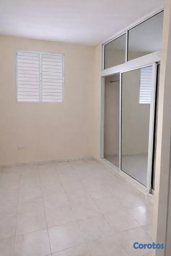casas - Casa en Venta – Jardines del Rey, Santiago, R.D. 4