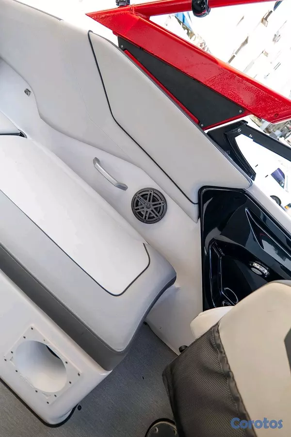 botes - yamaha 252 2021 17