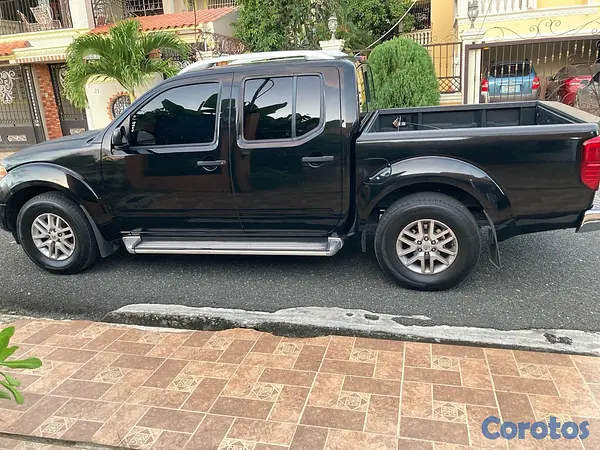 jeepetas y camionetas - Nissan Frontier SV 15