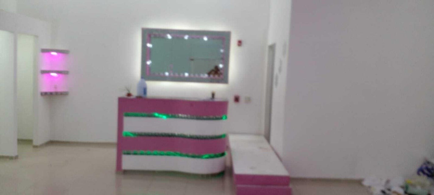 oficinas y locales comerciales - Local en venta #24-646 cuenta con baño social, ideal para inversión, área de 72m 1