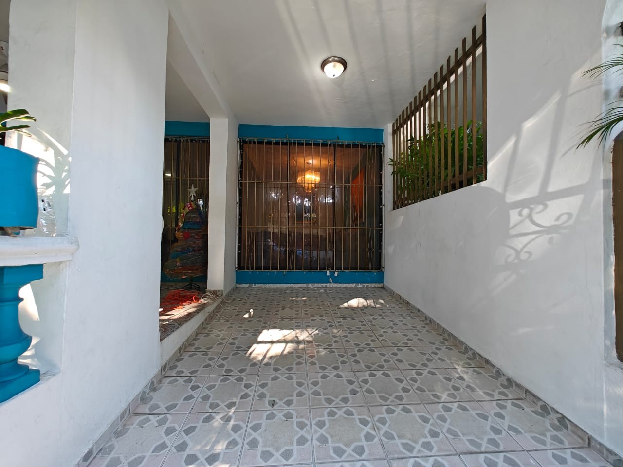 casas - Vendo casa en el Sector El Galá

2 Niveles con excelente distribución perfecta p 9