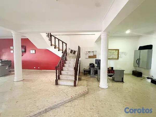 casas - Propiedad comercial en Venta Prados  3