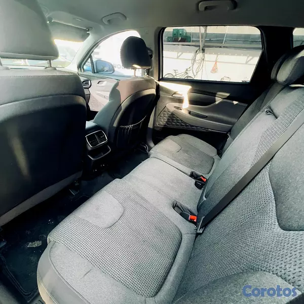 jeepetas y camionetas - Hyundai Santa Fe 5