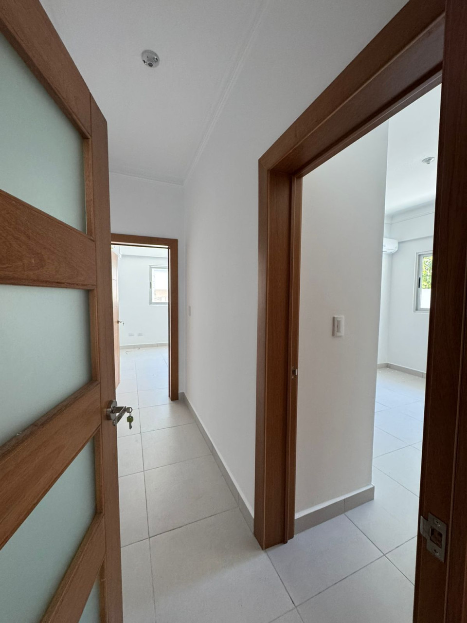 apartamentos - Se alquila hermoso Apartamento en Bella Vista 2