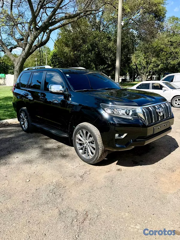 jeepetas y camionetas - Toyota land cruicer prado txl 2023 12