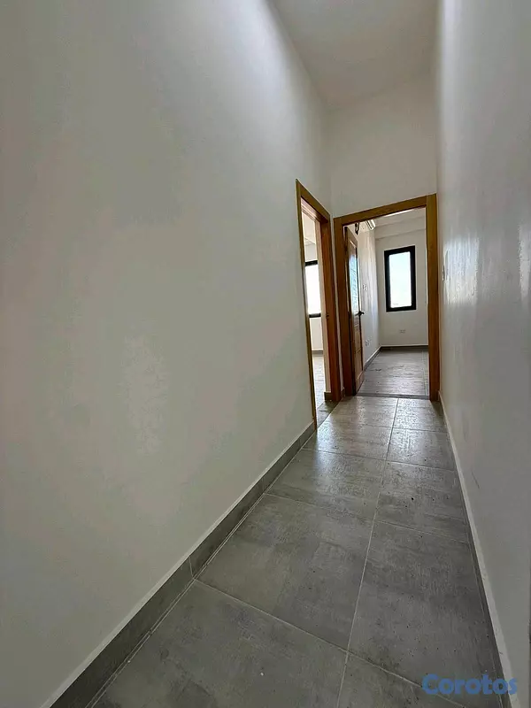 apartamentos - Alquiler de Apartamento en Evaristo Morales con Línea Blanca 10