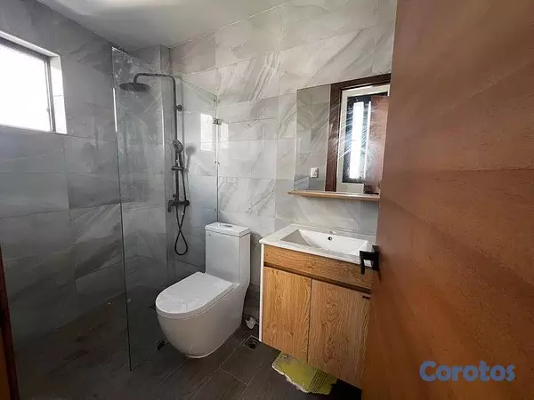 apartamentos - Apartamento en alquiler en los cacicazgo de tres habitaciones 7