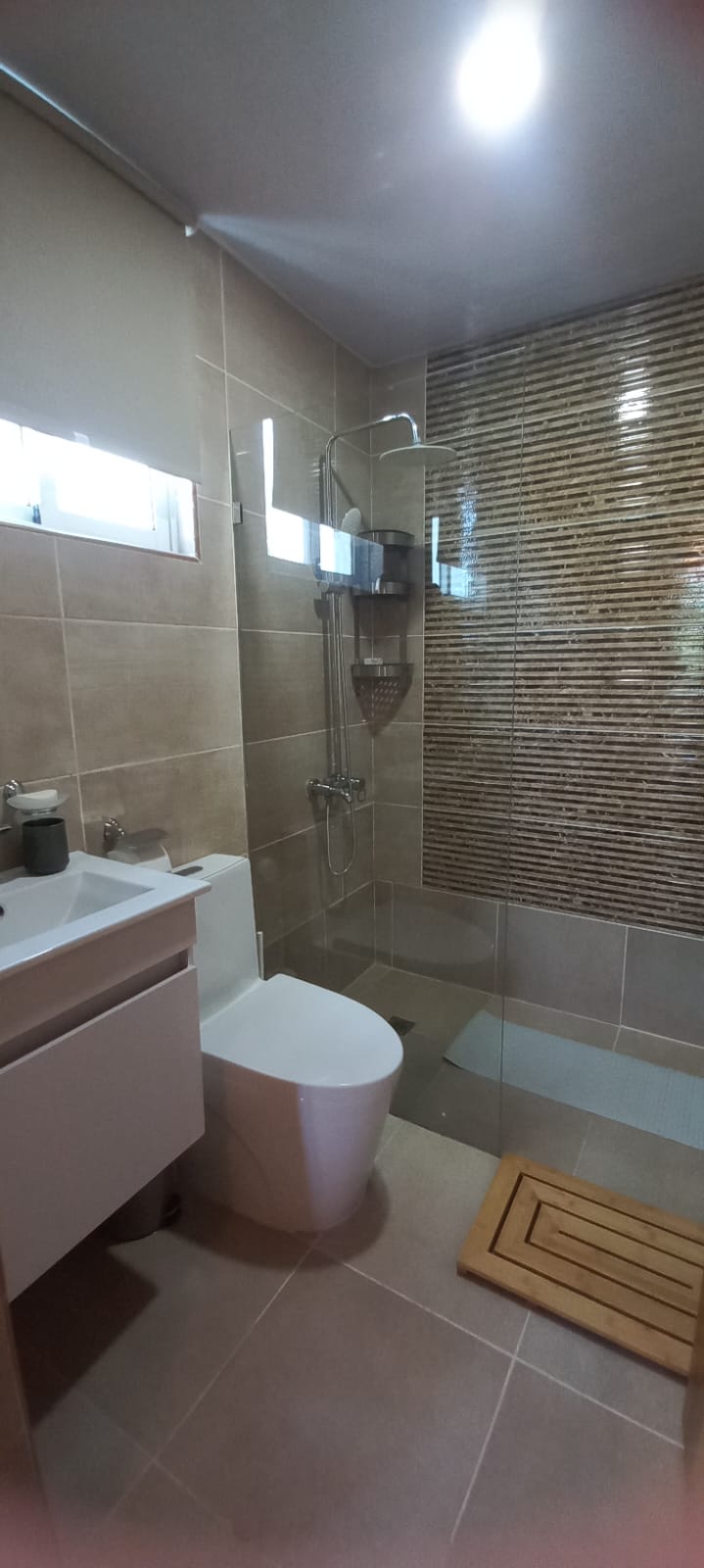 apartamentos - Rento apartamento amueblado en zona universitaria torre con ascensor planta  7