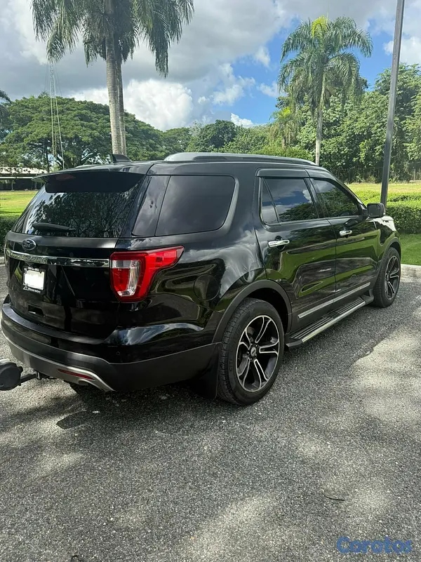 jeepetas y camionetas - FORD EXPLORER LIMITED , 2017, 3 FILAS DE ASIENTOS  4