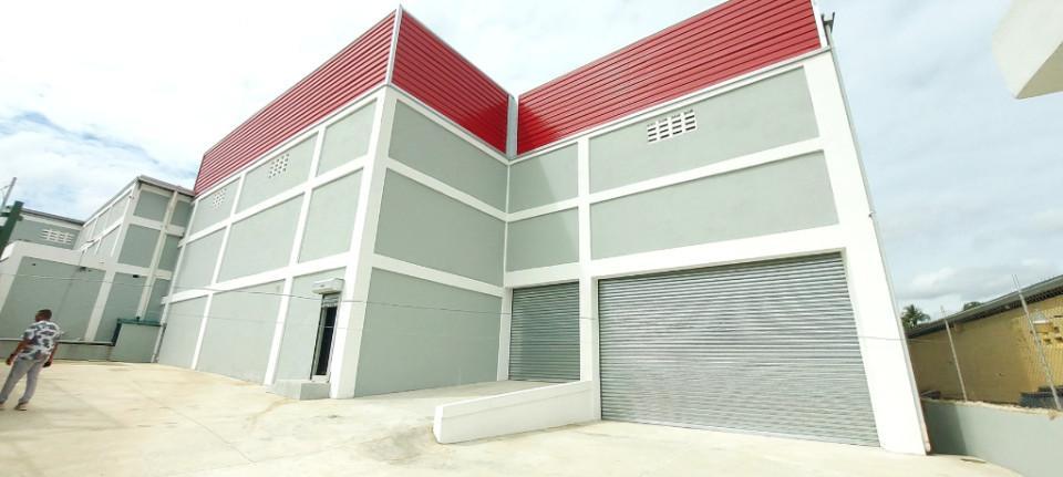 otros inmuebles - Nave Industrial en LOS PERALEJOS SANTO DOMINGO DE GUZMÁN 1