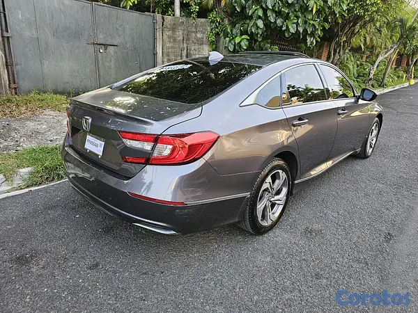 carros - Honda Accord  9