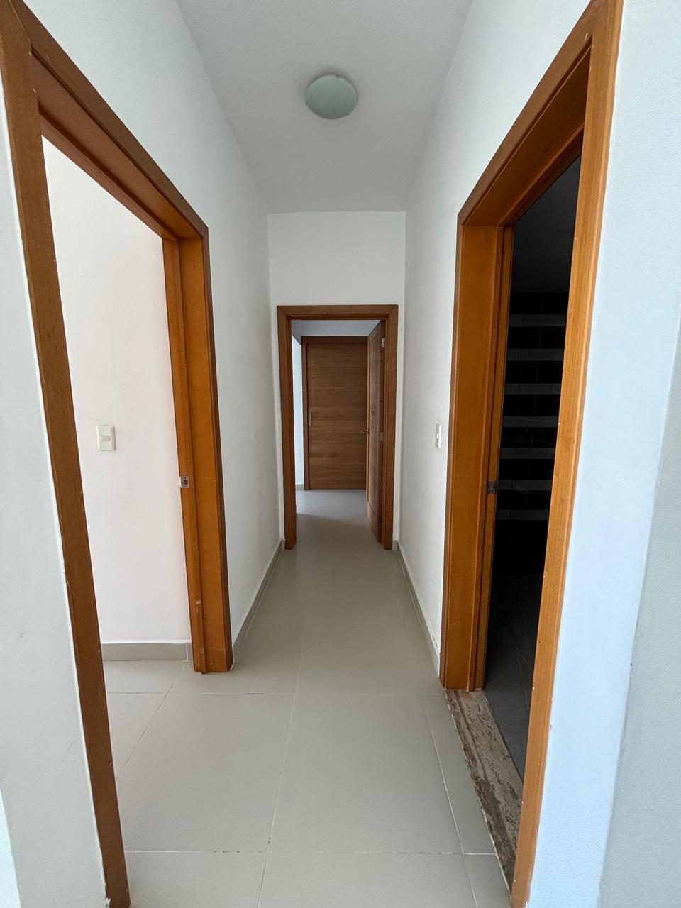apartamentos - Rento Apartamento En Gazcue Primer Nivel Con Patio 2