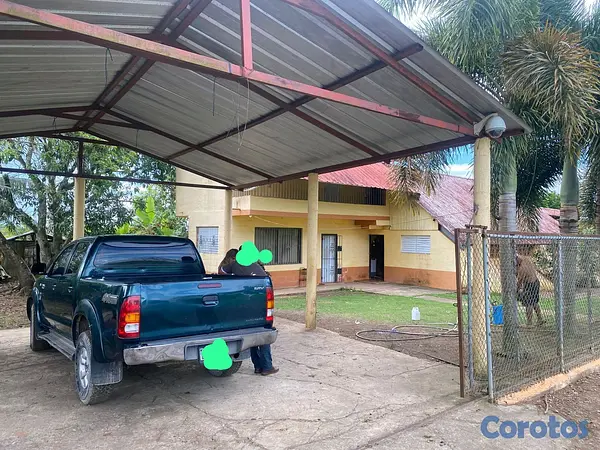 solares y terrenos - finca de 3600 tareas llanas de ganadería en cotui  2