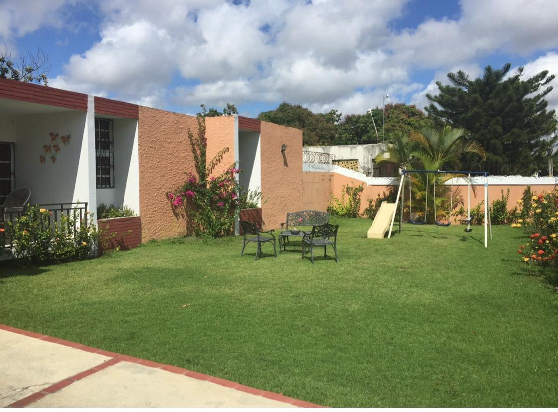 casas - VENDO CASA/TERRENO EN RESIDENCIAL SAVICA 0